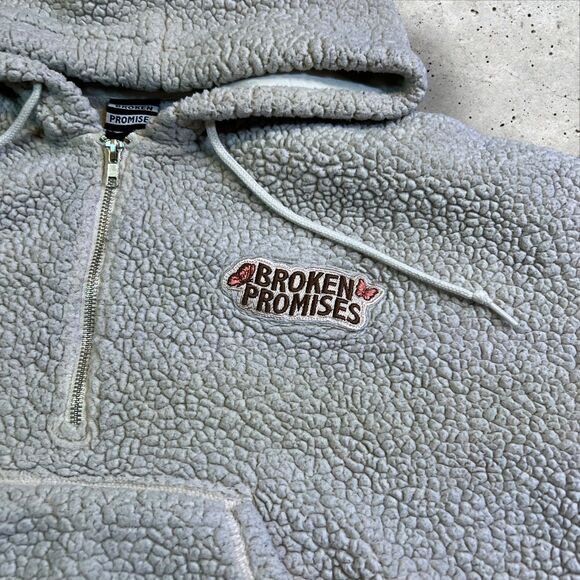 Broken Promises "Love Now Cry Later" Fleece Sherpa Crop Hoodie Size Large - Picture 4 of 11